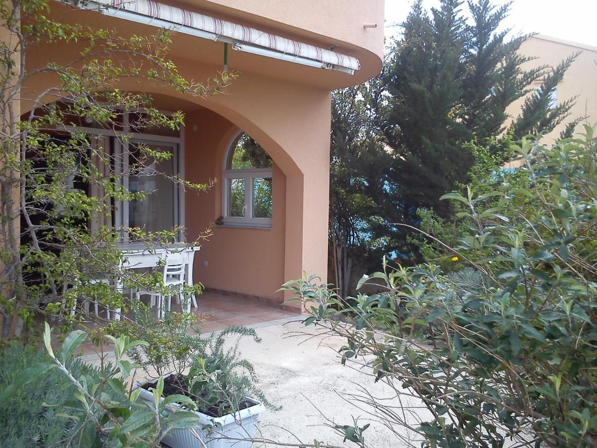 Apartman Atanasov Seline Exterior foto