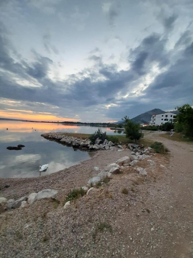 Apartman Atanasov Seline Exterior foto