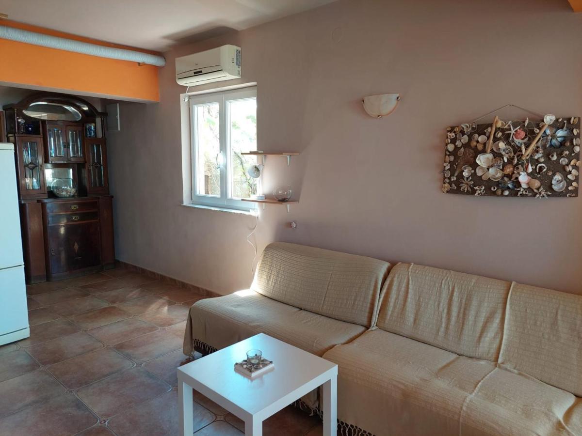 Apartman Atanasov Seline Exterior foto
